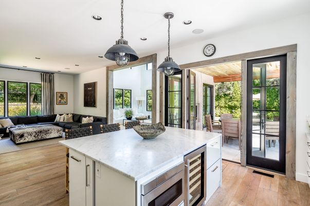 Interior, Kitchen, Living room, Pendant Lights, Recessed Lighting, Wood Texture Flooring