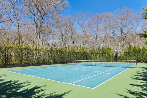 Exterior, Tennis Courts