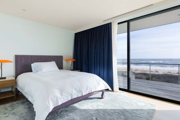 Bedroom, Interior, Water