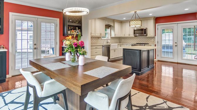 Dining room, Interior, Kitchen, Pendant Lights, Recessed Lighting, Stainless Steel Appliances, Wood Texture Flooring
