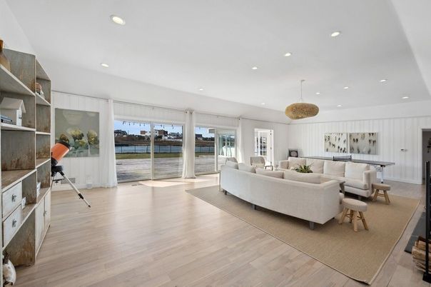 Dining room, Interior, Living room, Pendant Lights, Recessed Lighting, Water, Wood Texture Flooring