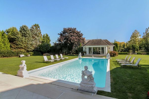 Backyard, Exterior, Pool