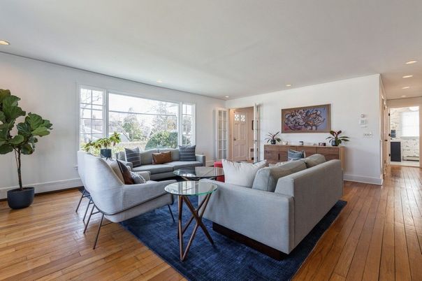 Interior, Living room, Recessed Lighting, Wood Texture Flooring