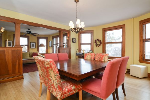 Chandelier, Dining room, Interior, Living room, Pendant Lights, Wood Texture Flooring