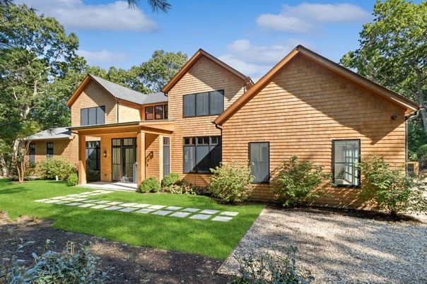 Exterior, Facade, Brick Facade, Brick Traditional