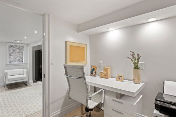 Home Office, Interior, Recessed Lighting, Wood Texture Flooring