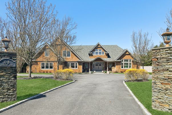 Exterior, Facade, Brick Facade, Tudor Revival