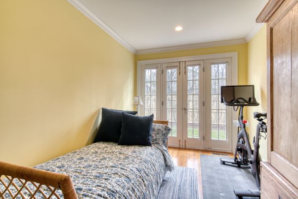 Bedroom, Fitness Equipment, Interior, Recessed Lighting, Wood Texture Flooring