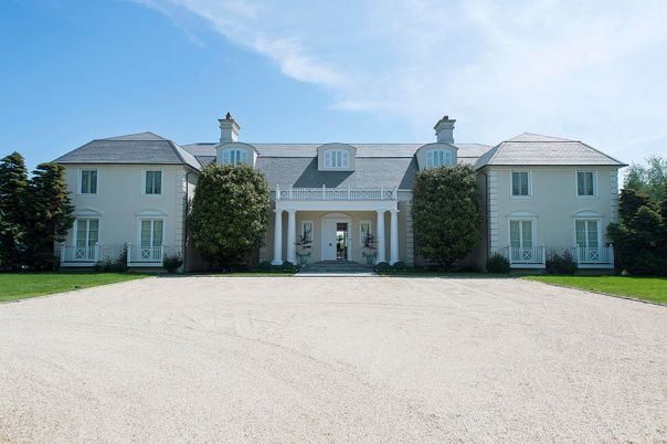 Exterior, Facade, French Provincial