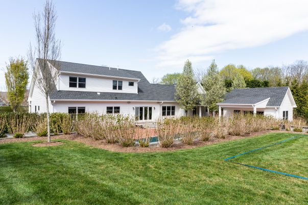 Backyard, Exterior, Facade, Farmhouse