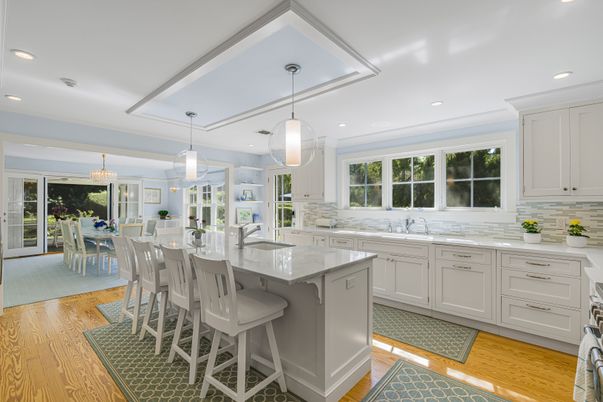 Dining room, Interior, Kitchen, Pendant Lights, Recessed Lighting, Wood Texture Flooring