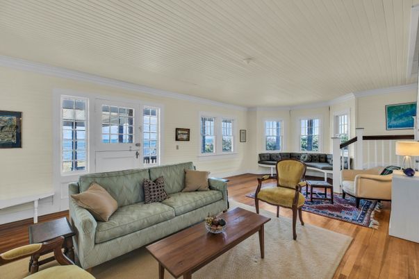 Fitness Equipment, Interior, Living room, Wood Texture Flooring