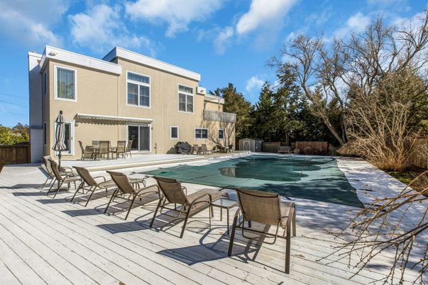 Backyard, Exterior, Pool