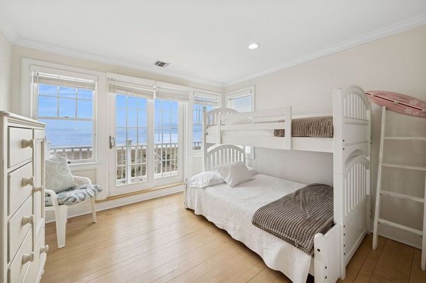 Bedroom, Interior, Recessed Lighting, Water, Wood Texture Flooring