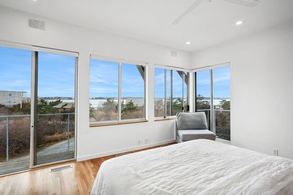 Bedroom, Interior, Recessed Lighting, Water, Wood Texture Flooring