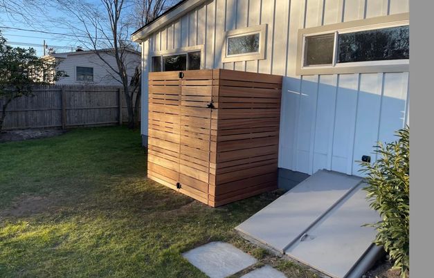 Backyard, Exterior, Hot Tub