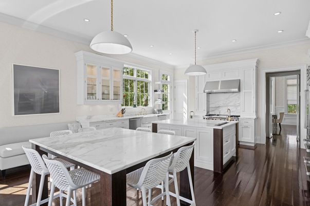 Dining room, Interior, Kitchen, Marble Walls, Pendant Lights, Recessed Lighting, Stainless Steel Appliances, Wood Texture Flooring