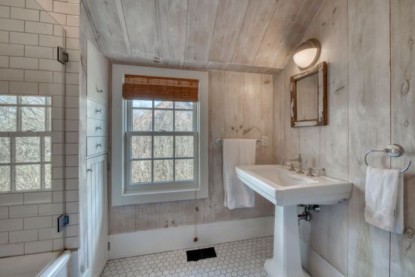 Bathroom, Interior, Wooden Ceilings, Wooden Walls