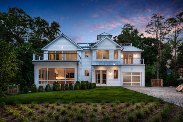 Attached, Exterior, Facade, Farmhouse