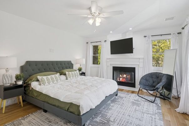 Bedroom, Fireplace, Interior, Recessed Lighting, Wood Texture Flooring