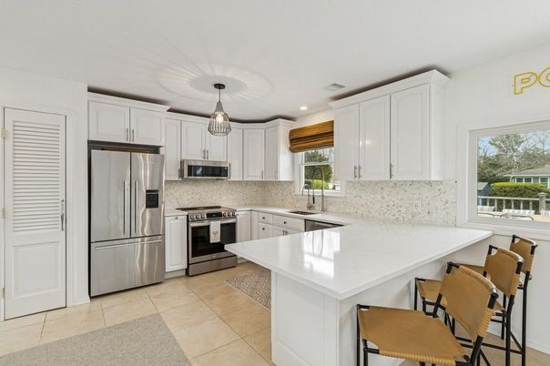 Interior, Kitchen, Pendant Lights, Recessed Lighting, Stainless Steel Appliances