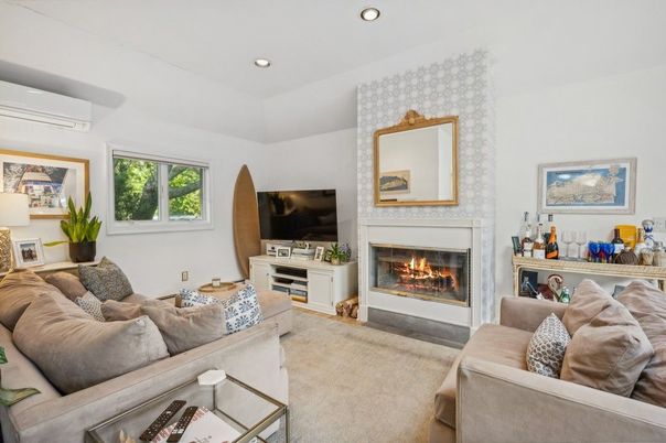 Fireplace, Interior, Living room, Recessed Lighting