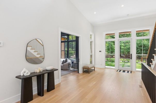 Interior, Recessed Lighting, Wood Texture Flooring
