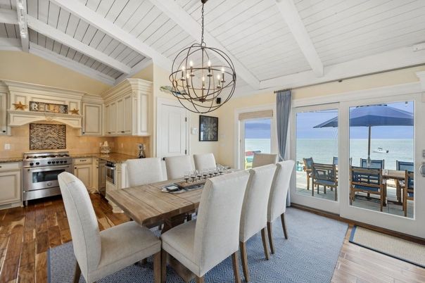 Chandelier, Dining room, Interior, Kitchen, Stainless Steel Appliances, Water, Wood Texture Flooring