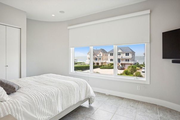 Bedroom, Interior, Recessed Lighting, Water