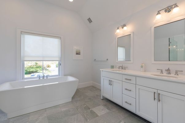 Bathroom, Dual Sink Vanities, Free Standing Baths, Interior, Recessed Lighting