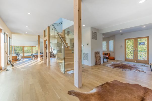 Interior, Recessed Lighting, Wood Texture Flooring