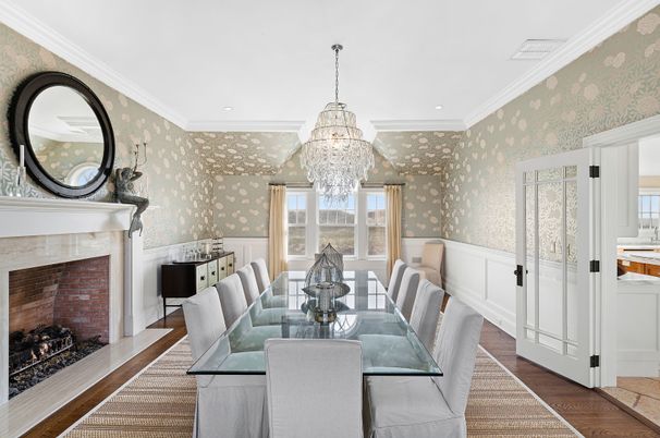 Chandelier, Dining room, Fireplace, Interior, Recessed Lighting, Wood Texture Flooring