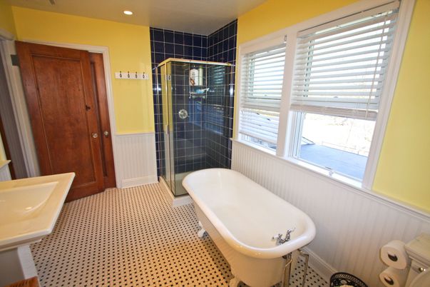 Bathroom, Free Standing Baths, Glass Shower, Interior, Recessed Lighting