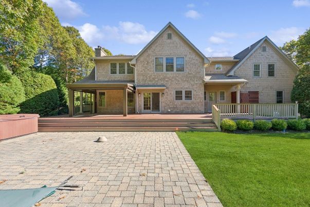 Exterior, Facade, Brick Facade, Brick Traditional