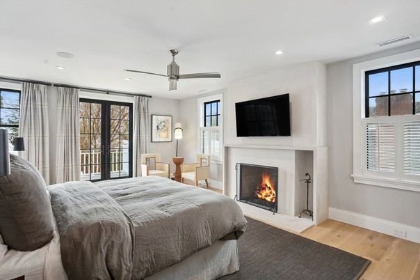 Bedroom, Fireplace, Interior, Recessed Lighting, Wood Texture Flooring