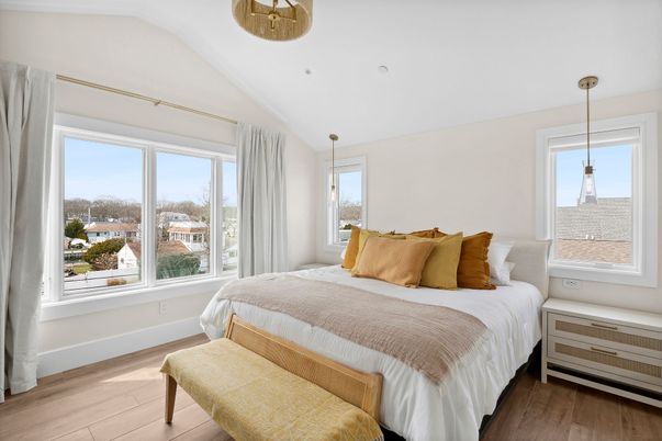 Bedroom, Interior, Pendant Lights, Wood Texture Flooring