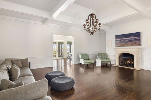 Chandelier, Fireplace, Interior, Living room, Pendant Lights, Wood Texture Flooring