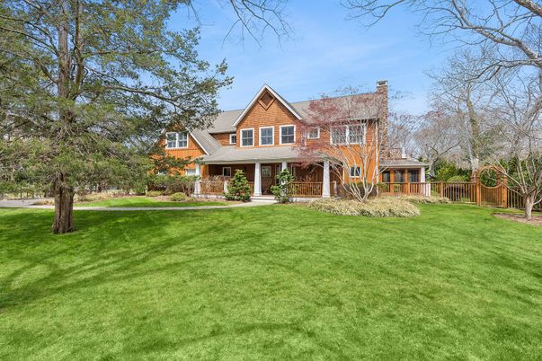Backyard, Exterior, Facade, Log Home