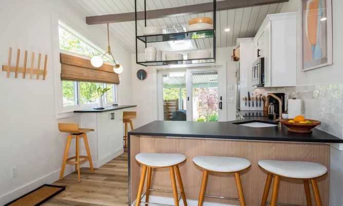 Fireplace, Interior, Kitchen, Pendant Lights, Recessed Lighting, Wood Texture Flooring