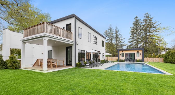 Backyard, Exterior, Pool