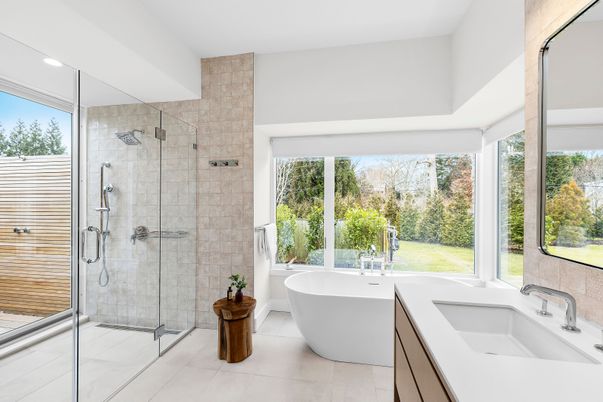 Bathroom, Dual Sink Vanities, Free Standing Baths, Glass Shower, Interior, Recessed Lighting