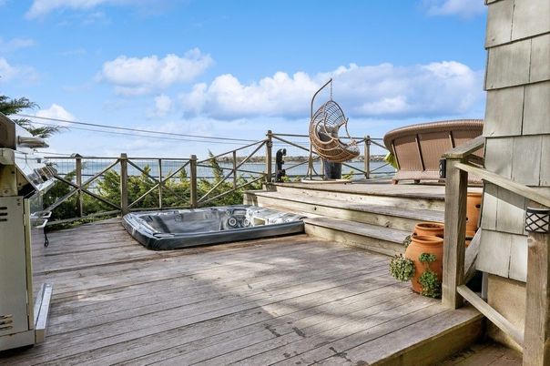 Exterior, Hot Tub