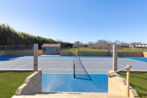 Exterior, Tennis Courts