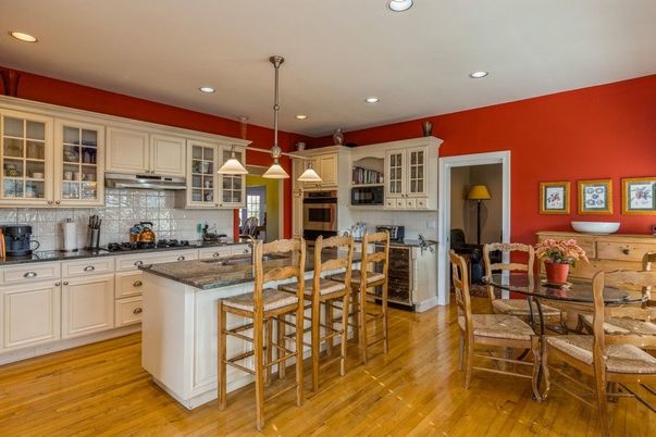 Dining room, Interior, Kitchen, Pendant Lights, Recessed Lighting, Wood Texture Flooring