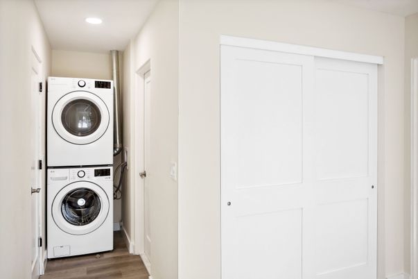 Interior, Recessed Lighting, Utility Closets, Washer, Wood Texture Flooring