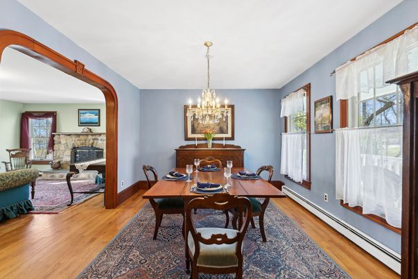 Chandelier, Dining room, Fireplace, Interior, Wood Texture Flooring