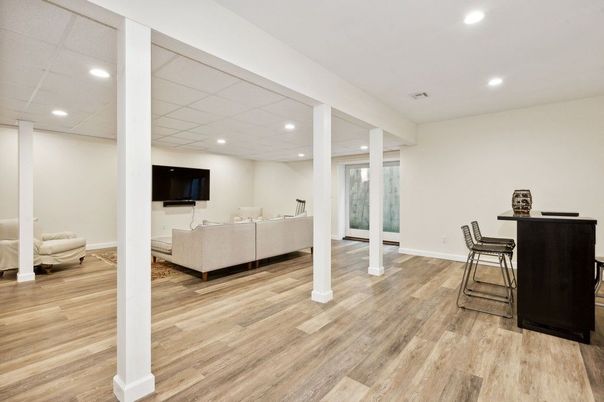 Interior, Living room, Recessed Lighting, Wood Texture Flooring