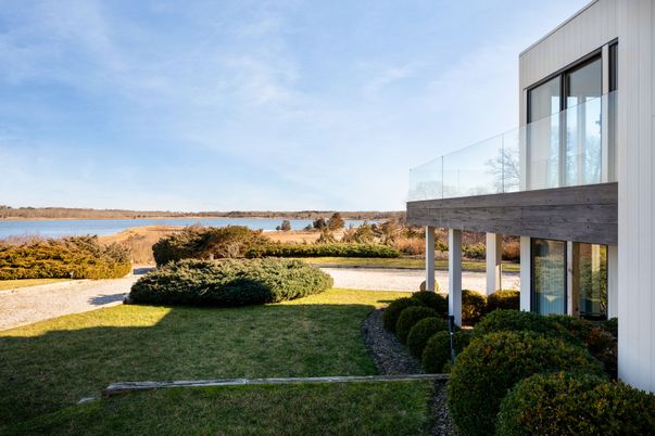 Exterior, Water