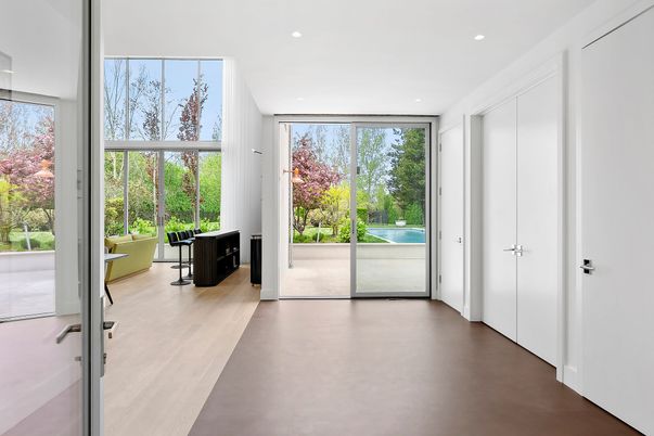 Interior, Recessed Lighting, Wood Texture Flooring