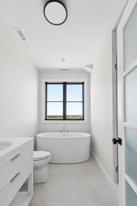 Bathroom, Free Standing Baths, Interior